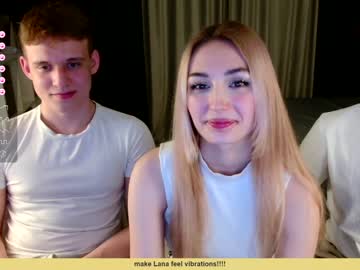 couple Cam Girls At Home Fucking Live with lovelypeachs