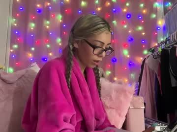 girl Cam Girls At Home Fucking Live with giaavalentinee