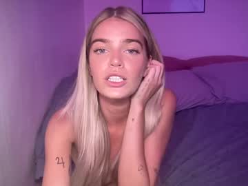 couple Cam Girls At Home Fucking Live with littlemaryjane19