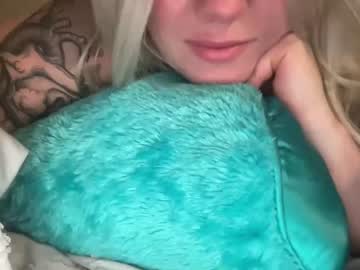girl Cam Girls At Home Fucking Live with desertblondie