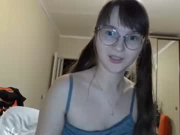 girl Cam Girls At Home Fucking Live with kiragoldens