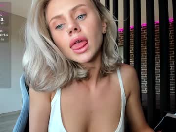 girl Cam Girls At Home Fucking Live with feraleyes