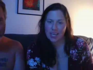 couple Cam Girls At Home Fucking Live with diamond_couple_82