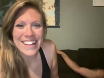couple Cam Girls At Home Fucking Live with pregnantcouple4u