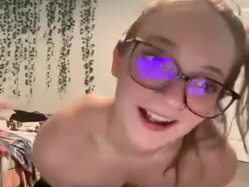 girl Cam Girls At Home Fucking Live with hannahluvz08