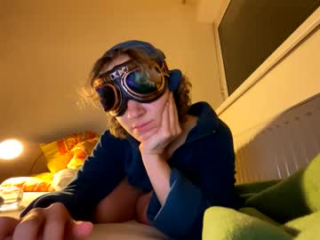 girl Cam Girls At Home Fucking Live with fliegerfrau