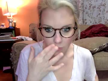 girl Cam Girls At Home Fucking Live with holly_bourbon