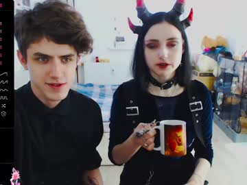 couple Cam Girls At Home Fucking Live with _alisa_in_wonderland