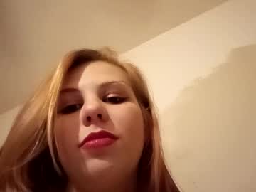 couple Cam Girls At Home Fucking Live with lilmamaanne420