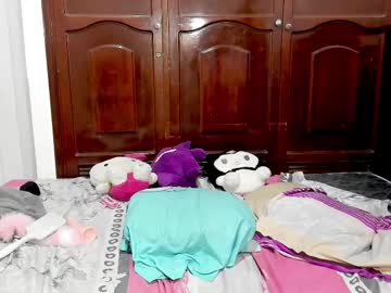 couple Cam Girls At Home Fucking Live with little_rapunsel_