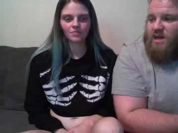 couple Cam Girls At Home Fucking Live with kelseyxoxo95