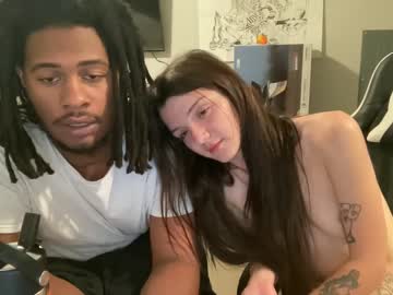 couple Cam Girls At Home Fucking Live with gamohuncho