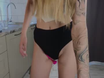 girl Cam Girls At Home Fucking Live with anitaholmes