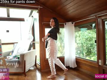 girl
        loollypop24 cam image #5815577