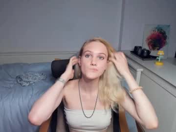 girl Cam Girls At Home Fucking Live with lola_rise