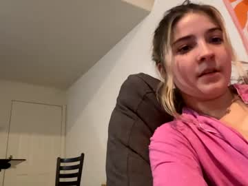 couple Cam Girls At Home Fucking Live with makennamacy