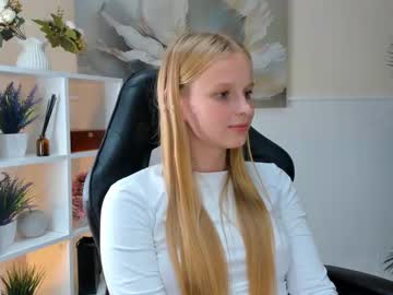 girl Cam Girls At Home Fucking Live with maidabarfield