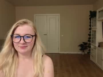girl Cam Girls At Home Fucking Live with dewybate