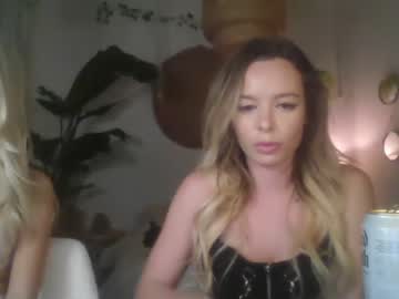 girl Cam Girls At Home Fucking Live with daphneblake777