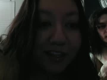 couple Cam Girls At Home Fucking Live with peachiestallion
