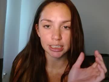 girl Cam Girls At Home Fucking Live with sariaaahh_