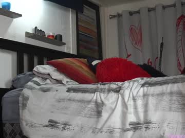 couple Cam Girls At Home Fucking Live with alesh_xo
