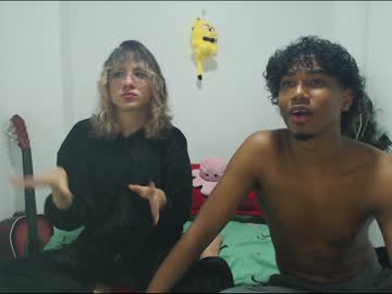 couple Cam Girls At Home Fucking Live with ellie_andy