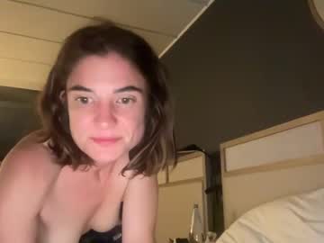 couple Cam Girls At Home Fucking Live with girlfriendlikestobewatched