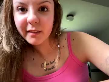 girl
        cocolobo66 cam image #5951141