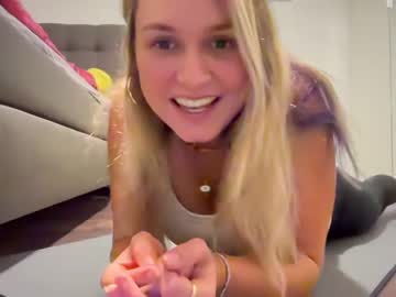 girl Cam Girls At Home Fucking Live with sarahsapling