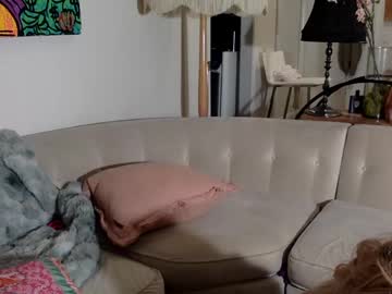 couple Cam Girls At Home Fucking Live with roxynye