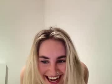 girl Cam Girls At Home Fucking Live with babybambiixx