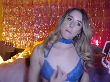 girl Cam Girls At Home Fucking Live with clemetinescuties