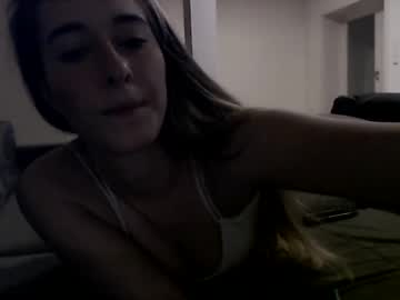 girl Cam Girls At Home Fucking Live with juliacapulet
