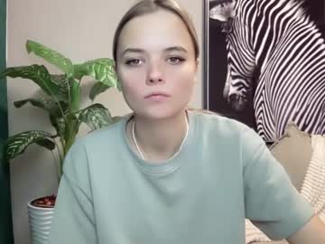 girl Cam Girls At Home Fucking Live with leia01art