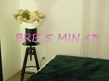 girl Cam Girls At Home Fucking Live with miarouxie
