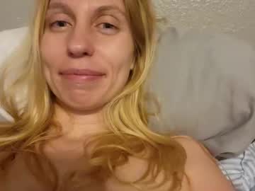 girl Cam Girls At Home Fucking Live with princessdabs